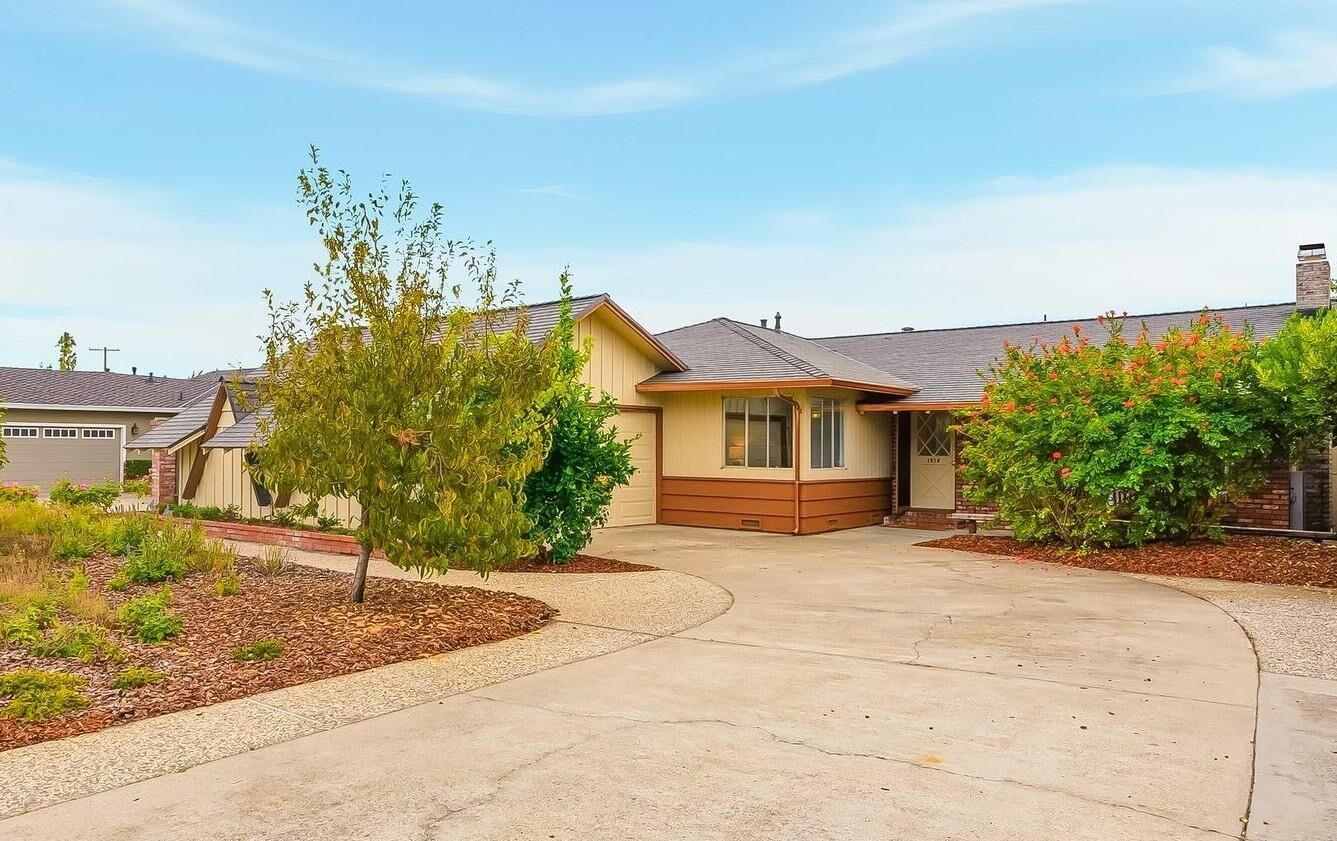 Property Photo: 1978 Kobara Lane CA 95124