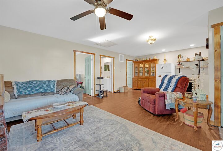 Property Photo:  410 W Benton  MO 65332 