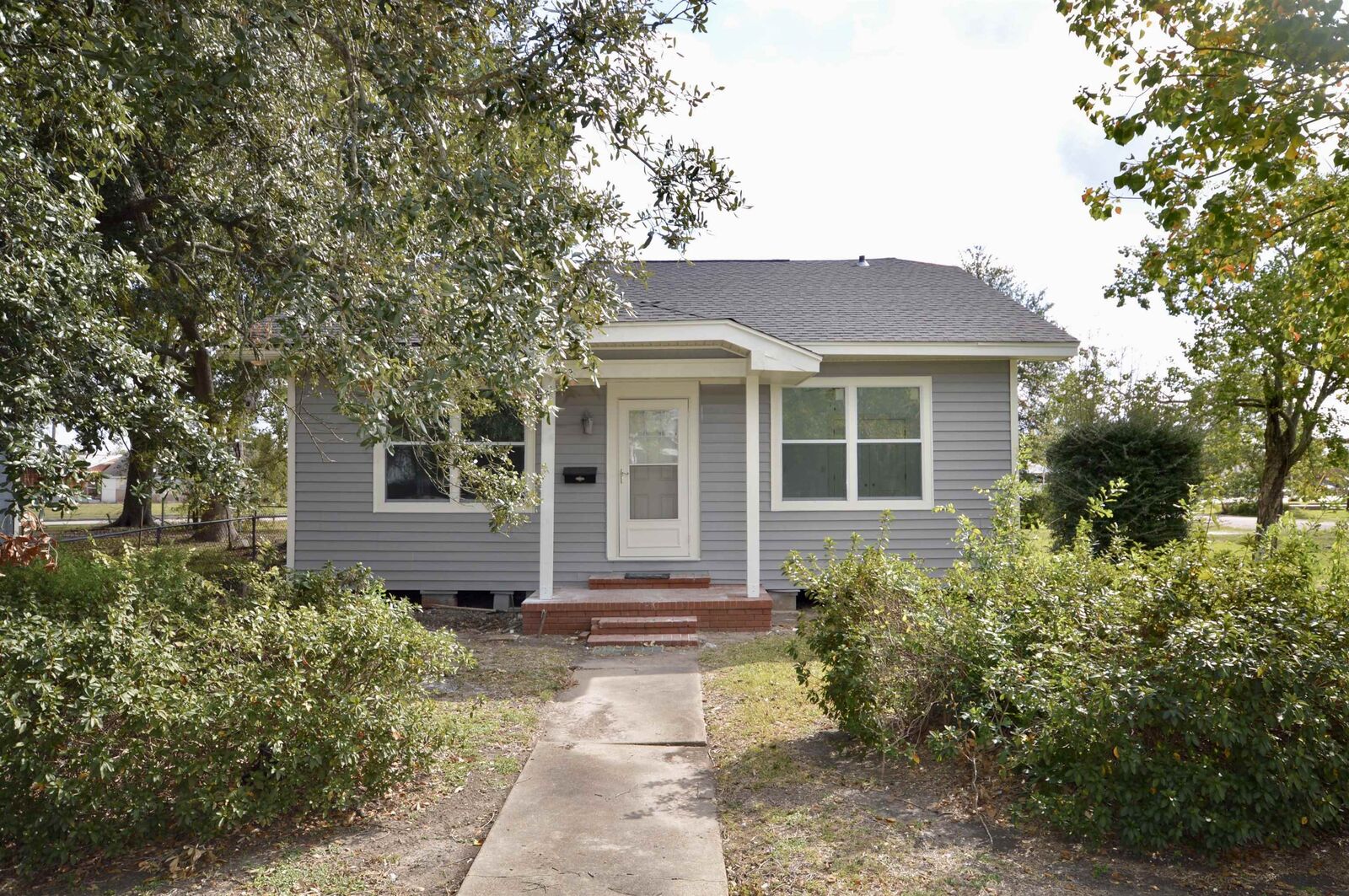 Property Photo:  2400 17th St.  TX 77640 