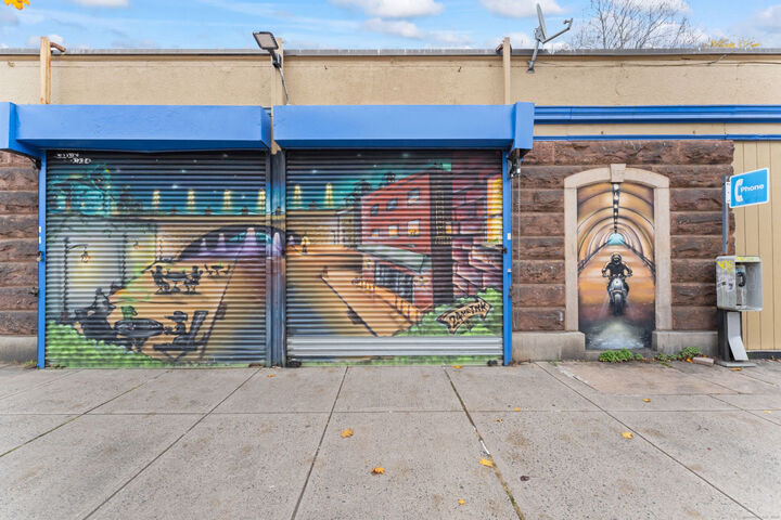 Property Photo:  811 Dixwell Avenue  CT 06511 