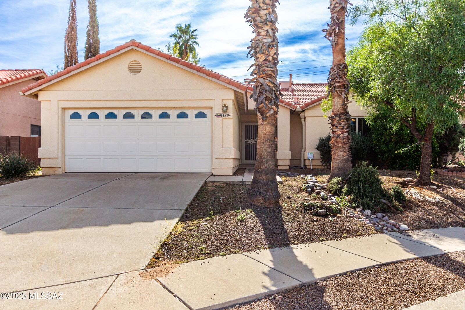 Property Photo:  8410 E Heath Court  AZ 85715 