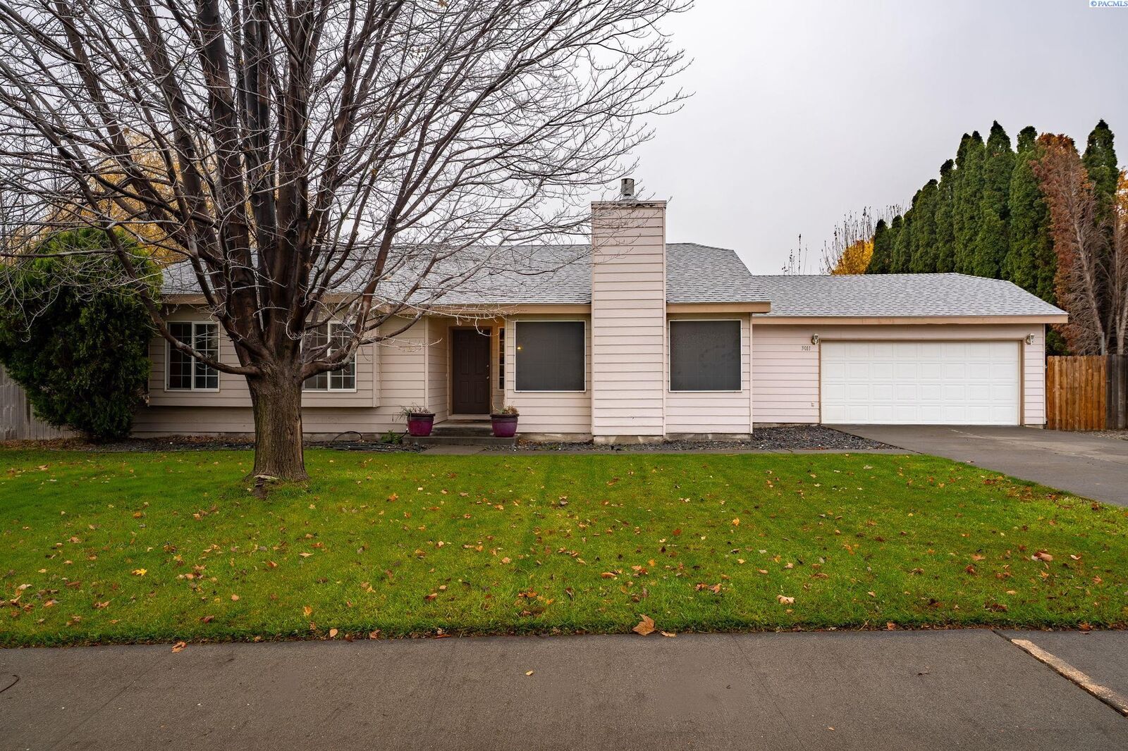 Property Photo:  3011 S Yelm  WA 99337 