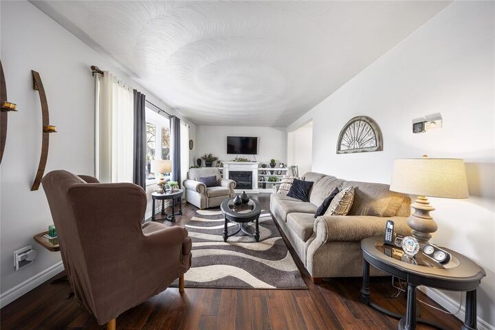 Property Photo: 671 Nelson Street ON N8A 4H5