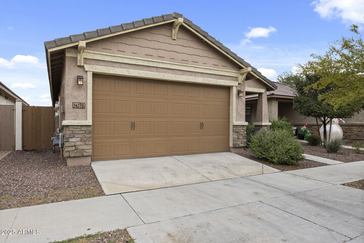 Property Photo:  14178 W Voltaire Street  AZ 85379 