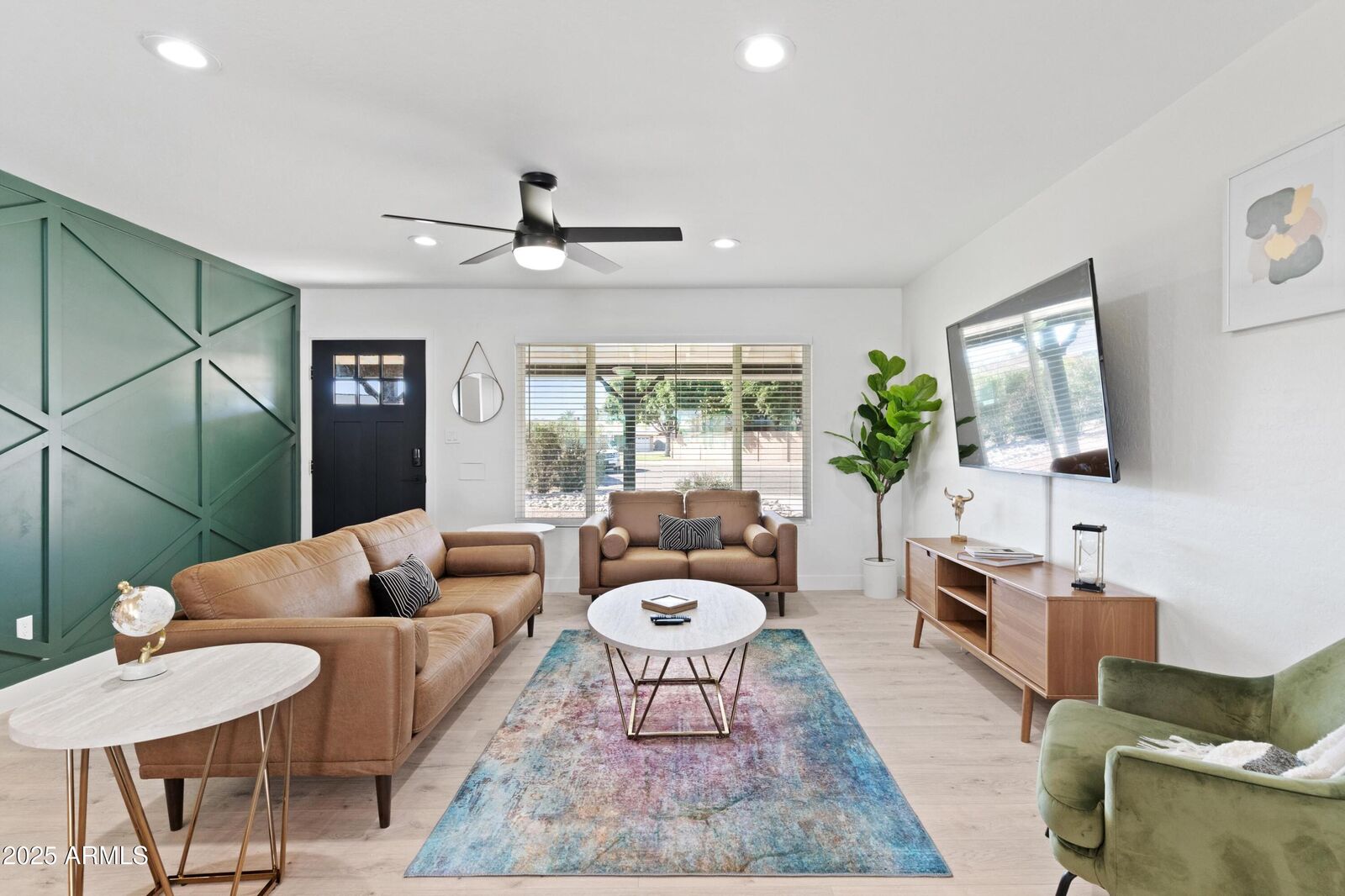 Property Photo: 2417 N 73rd Street AZ 85257