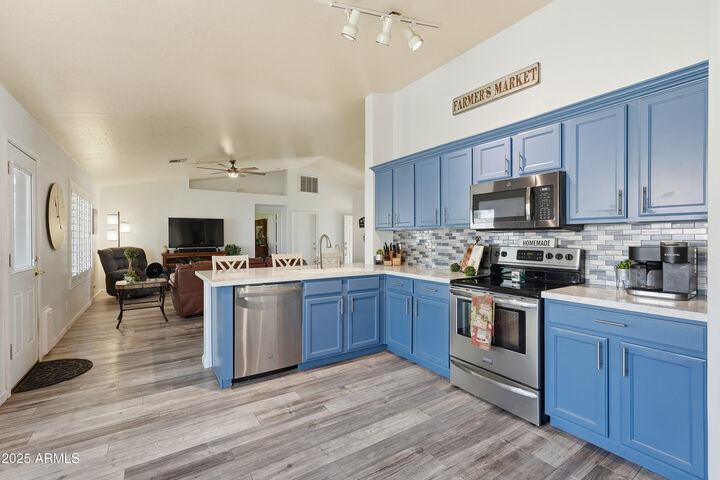 Property Photo:  3762 E Thornton Avenue  AZ 85297 