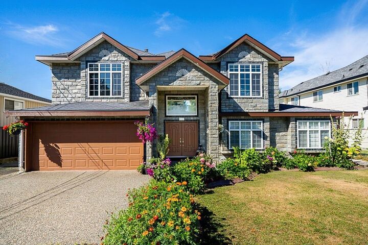 12967 106A Avenue  Surrey BC V3T 2E3 photo