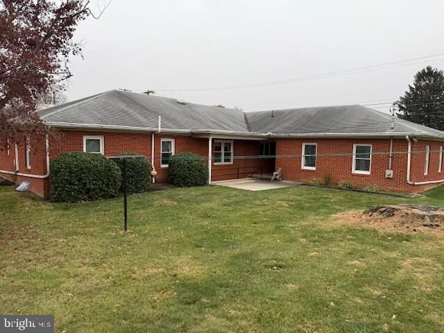 Property Photo:  300 N Franklin Street  PA 17268 