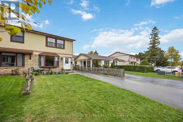 Property Photo: 900 Southridge Street ON L1H 8A5