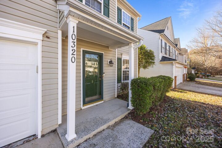 Property Photo: 10320 Wakerobin Lane NC 28213