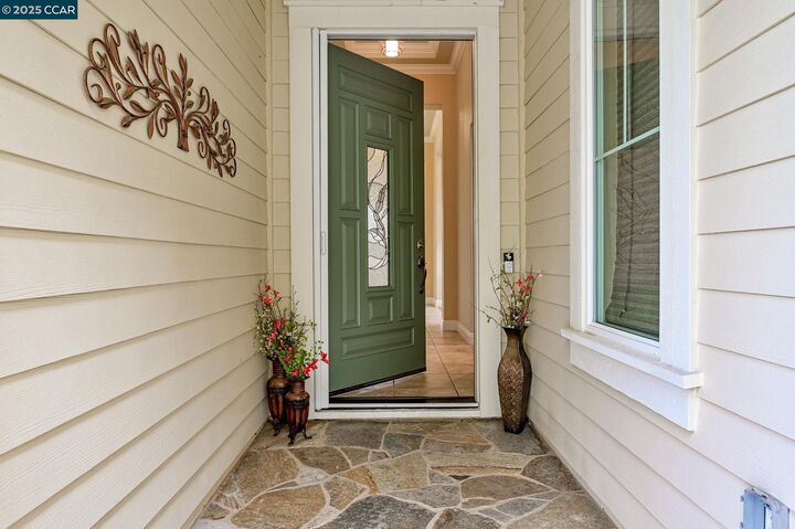 Property Photo:  1639 Gamay Ln  CA 94513 