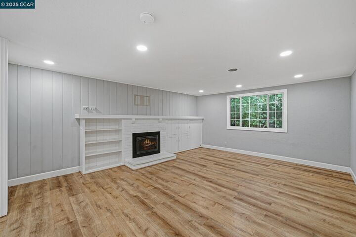 Property Photo:  726 Grayson Rd  CA 94523 