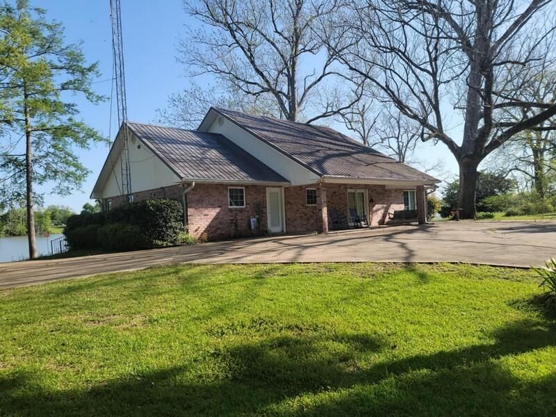 Property Photo:  3199 Parhams Road  LA 71343 