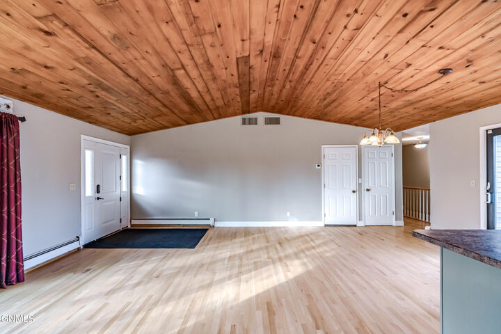 Property Photo:  2428 Atlas Drive  ND 58503 