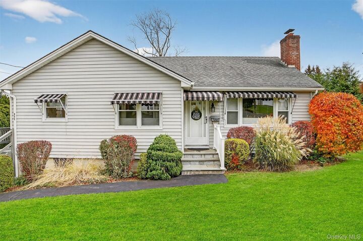 Property Photo:  322 Brighton Avenue  NY 10532 