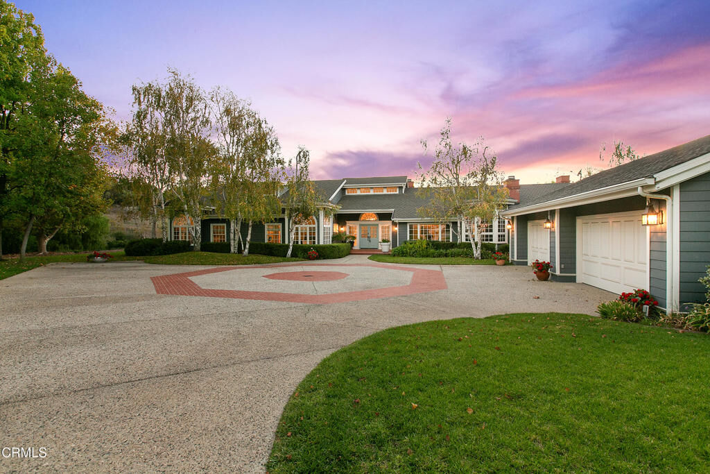 Property Photo:  13226 Nightsky Drive  CA 93012 