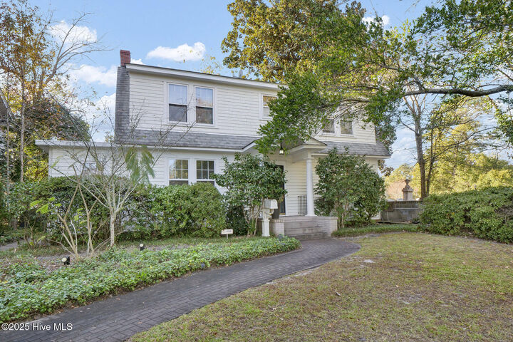 Property Photo:  219 N 18th Street  NC 28405 
