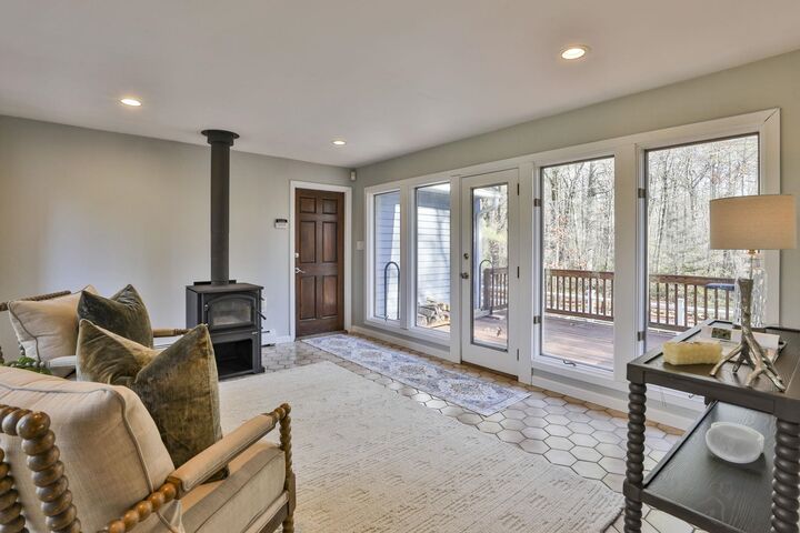 Property Photo: 172 Hayden Road NH 03049