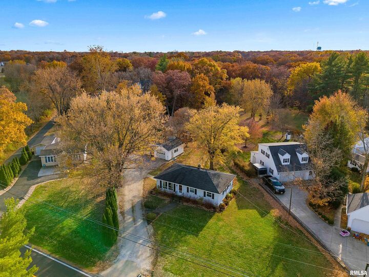 Property Photo:  22623 Veterans Road  IL 61550 