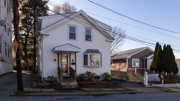 Property Photo:  185 Lippitt St  RI 02906 