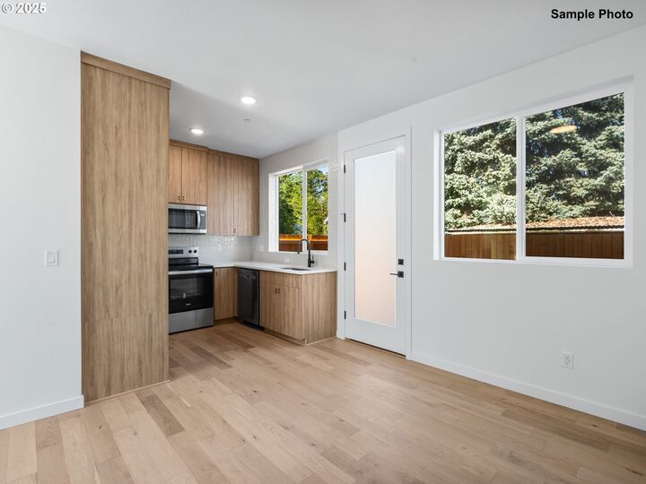 Property Photo: 3280 SE 115th Ave OR 97266