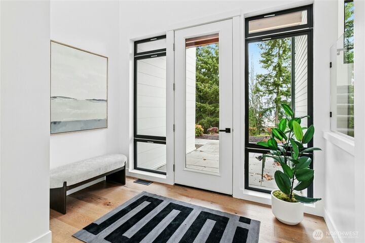 Property Photo: 2115 Squak Mountain Loop SW WA 98027