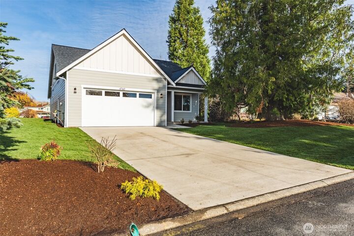 4760 S Golf Course Drive  Blaine WA 98230 photo