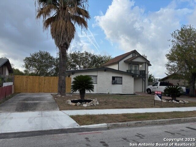 Property Photo: 5606 Castle Prince TX 78218