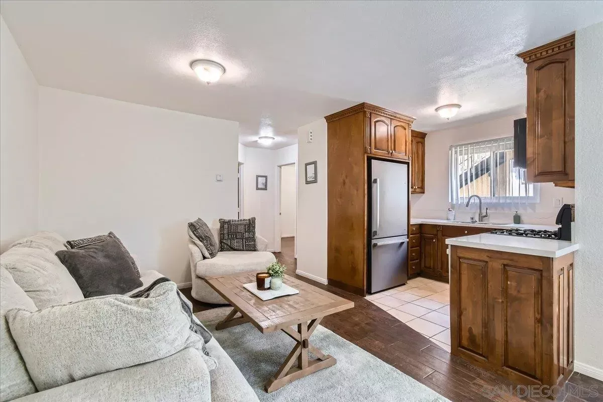 Property Photo:  3770 National Ave 2  CA 92113 