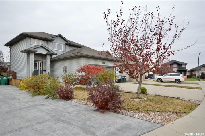 307 Denham Court  Saskatoon SK S7R 1E5 photo