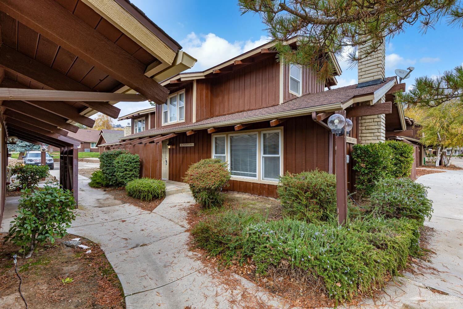 Property Photo:  36 Meadow Lakes Drive  CA 93561 