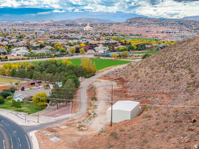 Property Photo: 555 S Nichols Peak Rd E UT 84780