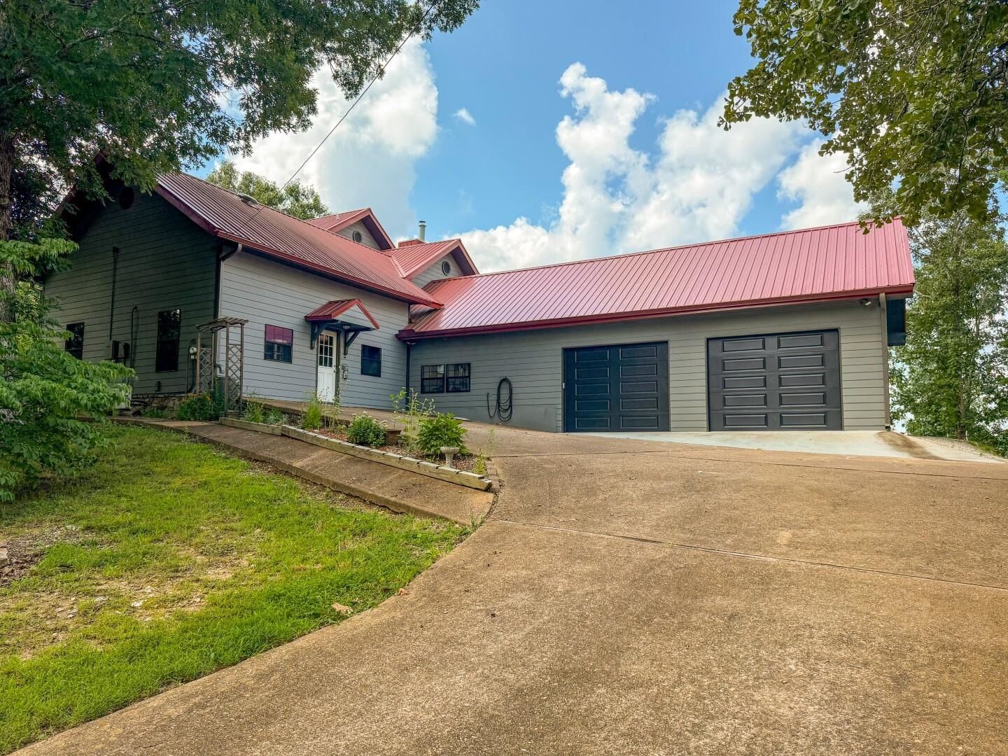 Property Photo:  45 Bluff Road  AR 72542 