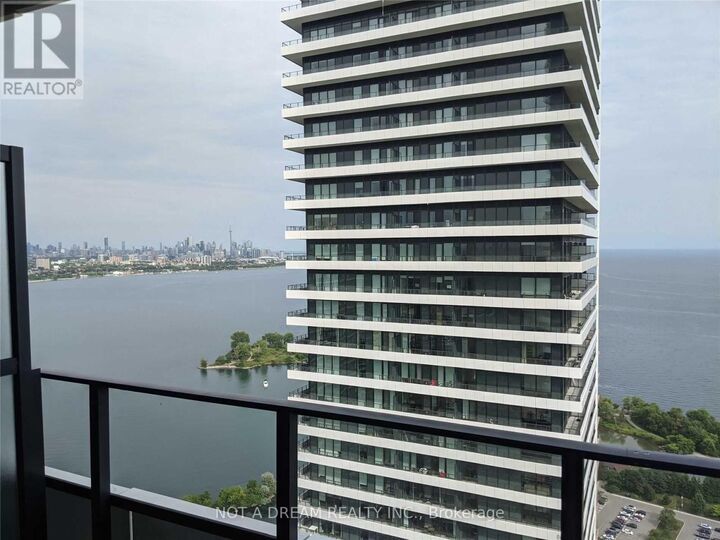 Property Photo:  30 Shore Breeze Drive 4116  ON M8V 1A1 