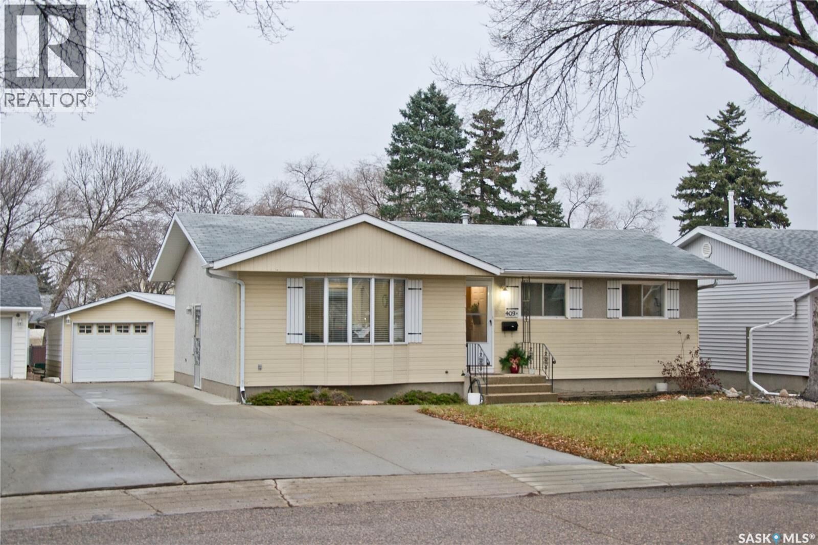 Photo de la propriété:  409 Garnet Street N  SK S4R 3T2 