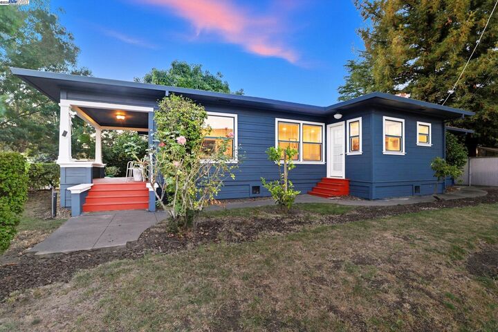 Property Photo:  37286 3rd St  CA 94536 