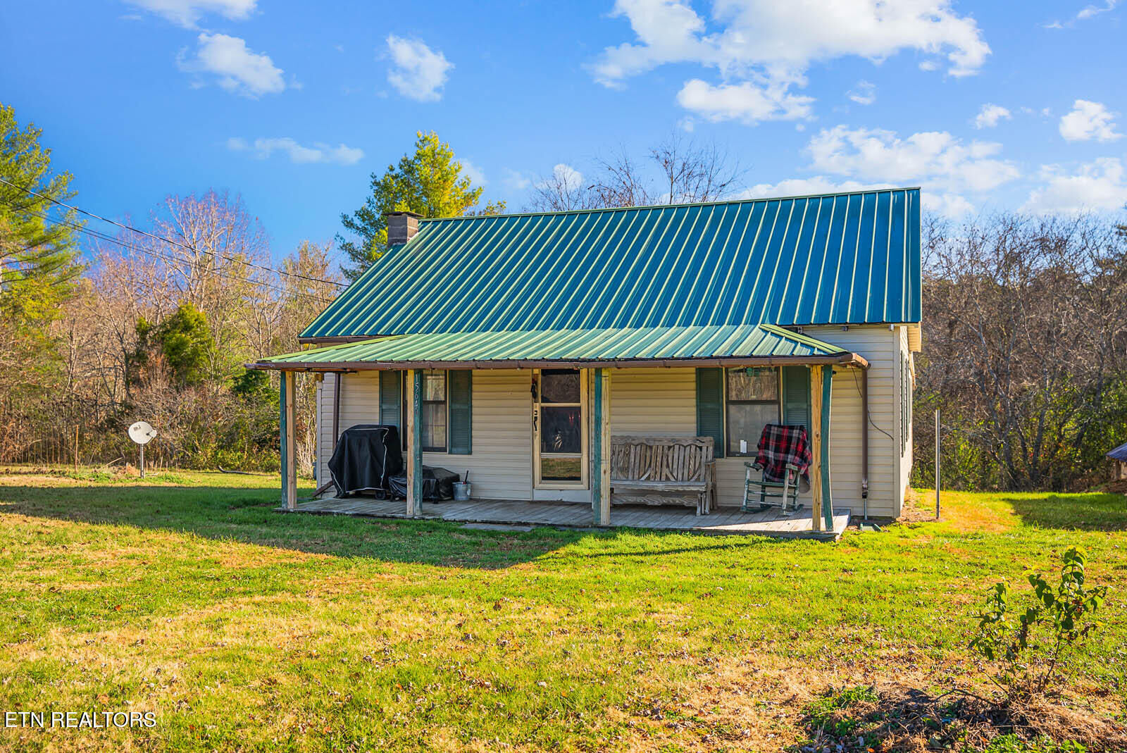 Property Photo: 15649 Lantana Rd TN 38572