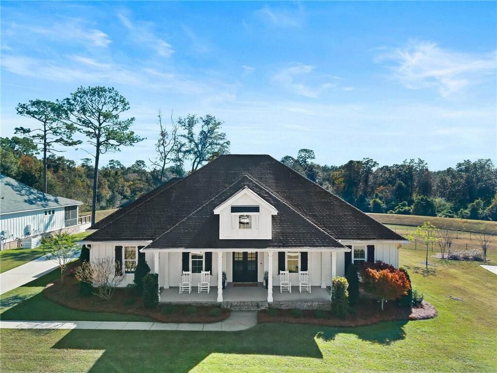 Property Photo: 21603 Veranda Boulevard AL 36532