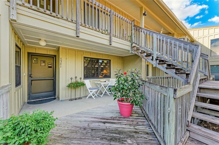 Property Photo: 5341 Lake Arrowhead Trail 11 FL 34231