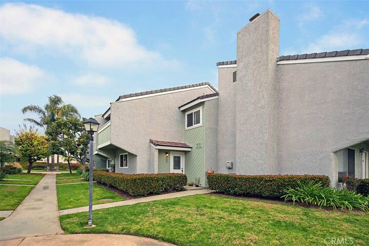Property Photo:  18787 Heavenwood Circle  CA 92646 