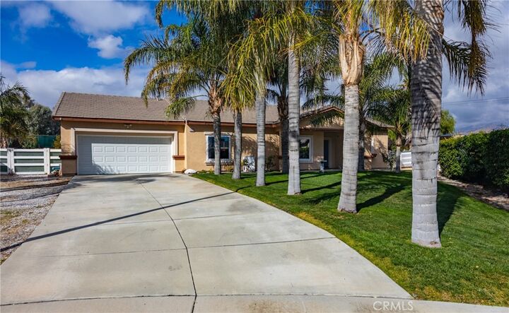 Property Photo:  933 Driftwood  CA 92220 