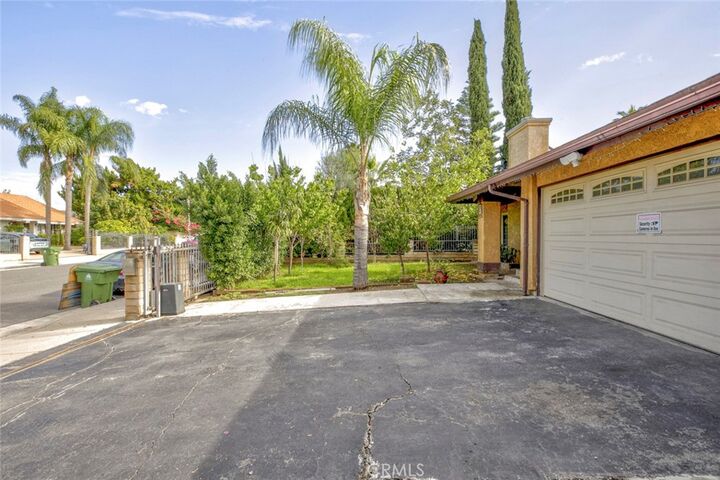 Property Photo: 15224 Knapp CA 91343
