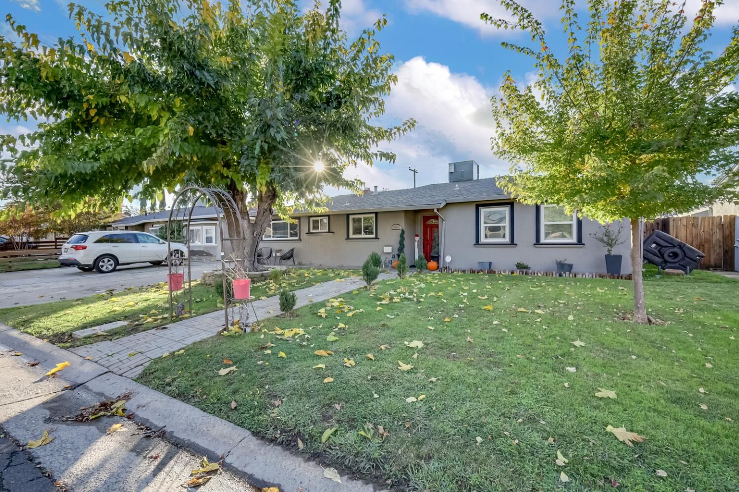 Property Photo:  1409 Keeney Way  CA 95864 
