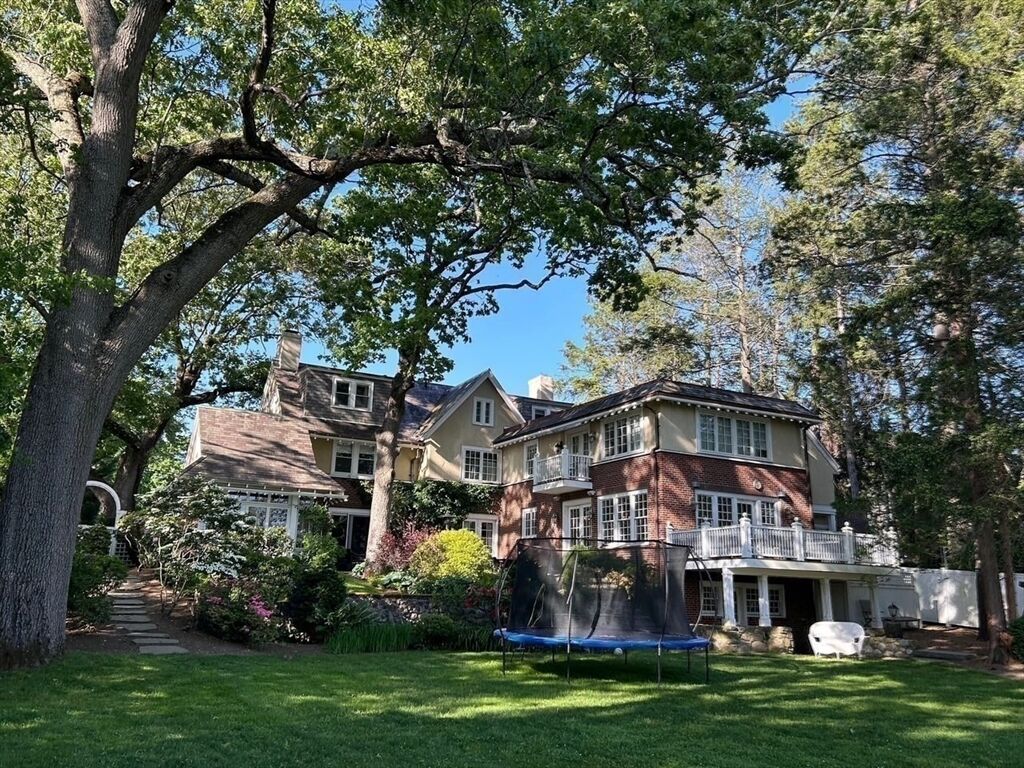 Property Photo: 115 Aspen Ave MA 02466