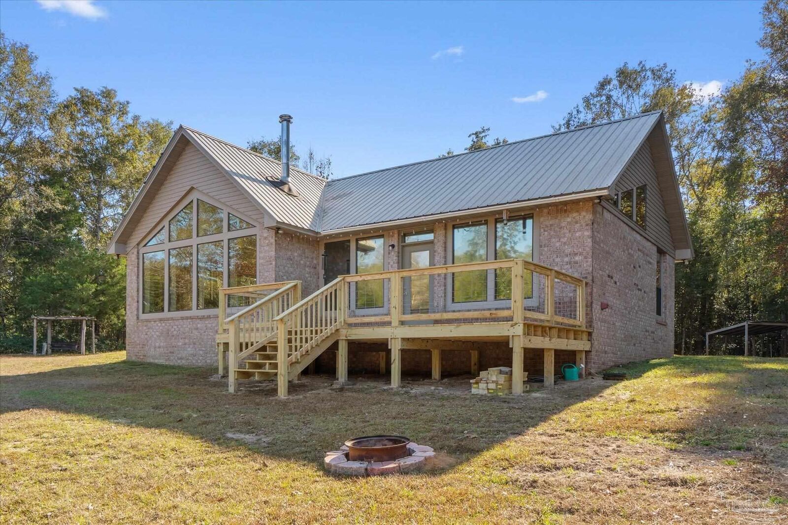 Property Photo:  4394 Crabtree Church Rd  FL 32577 