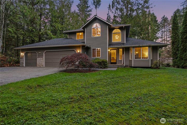 Property Photo:  1209  177th Avenue NE  WA 98290 