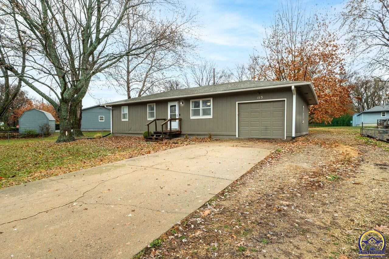 Property Photo: 113 W Ridgeway St KS 66414