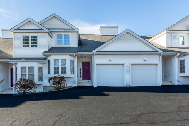 244 Oakland Street Apt E  Manchester CT 06042 photo