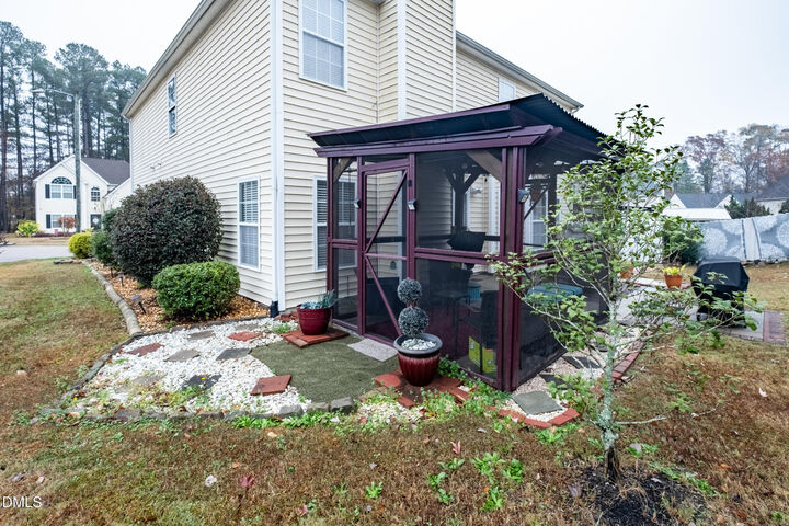 Property Photo:  5106 Chasteal Trail  NC 27610 