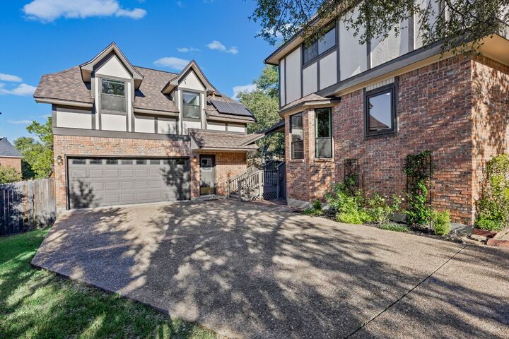 Property Photo: 7404 Curly Leaf Cove TX 78750